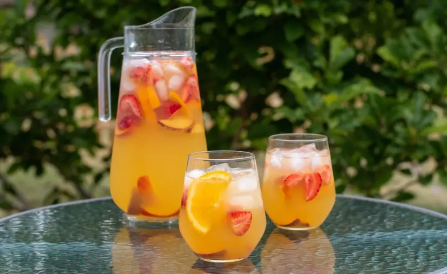Cava sangria som håller ihop - så väljer du rätt cava och frukt